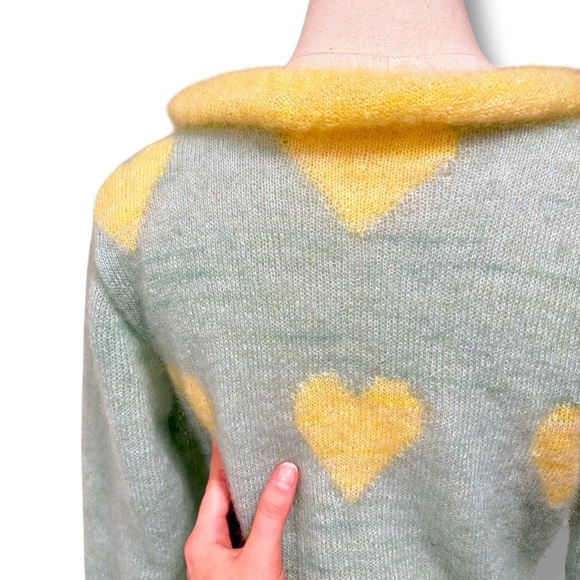 Vintage Retro Handknit Mohair Heart Pattern Sweater Buttercup Yellow Mint Green - Picture 6 of 8